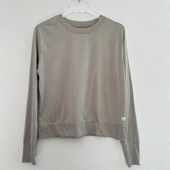 Vuori Daydream Crew Women Medium Gray Long Sleeve Athleisure - Picture 1 of 4